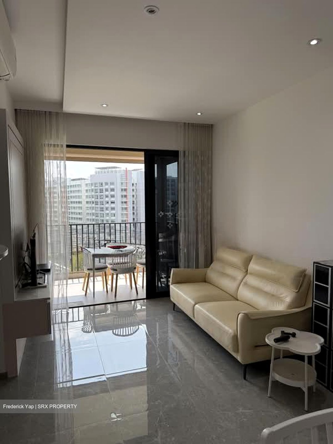 Sengkang Grand Residences (D19), Apartment #582704781